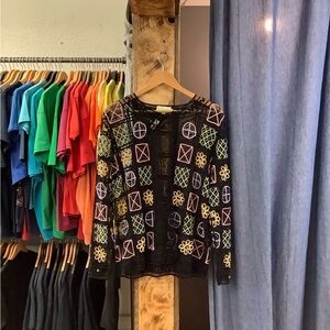 Vintage Women’s Red Coral Patterned Black Sweater